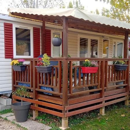 Mobile Home For You Les Rives De Condrieu Eksteriør bilde