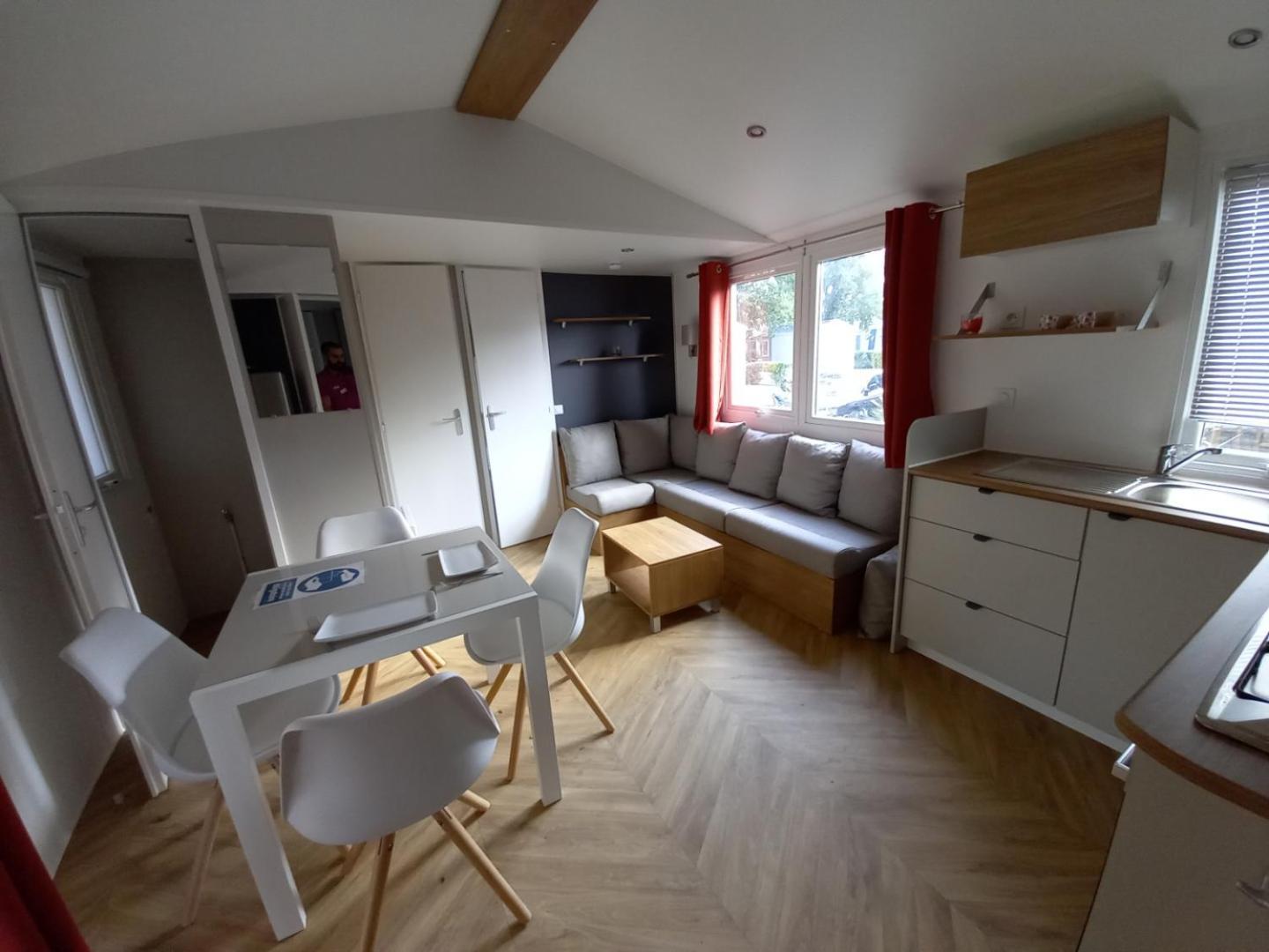 Mobile Home For You Les Rives De Condrieu Eksteriør bilde