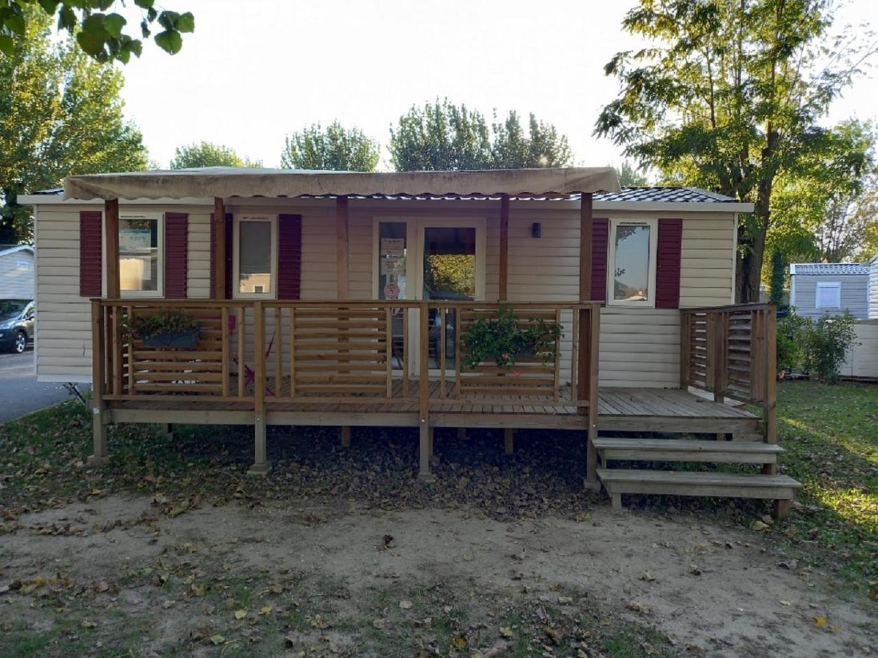 Mobile Home For You Les Rives De Condrieu Eksteriør bilde